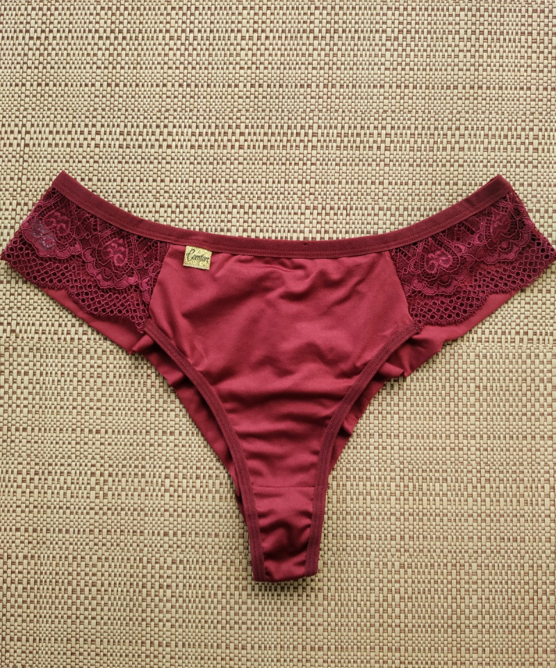 Calcinha Fio Duplo Plus – Dany — Calcinhas Femininas, Calcinhas Plus Size — SKU 485029. Cor: Lilás, Romance, Marinho, Rubro. Tamanho: 48, 50, 52