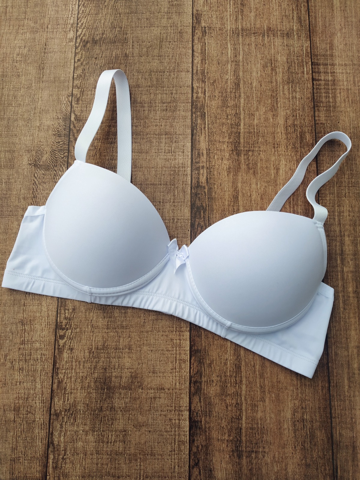 Sutiã Microfibra Reforçado PLUS SIZE — Leve Tudo com Desconto, Lingerie Plus Size — SKU 556917. Cor: Rubro, Preto, Branco, Chocolate. Tamanho: 48, 50, 52