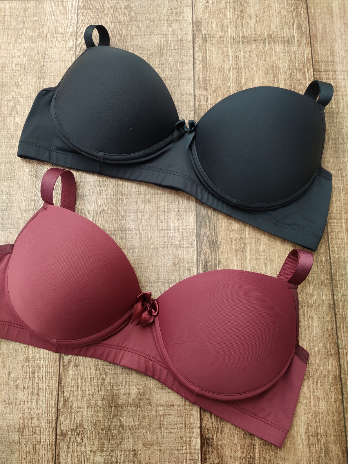 Sutiã Microfibra Reforçado PLUS SIZE — Leve Tudo com Desconto, Lingerie Plus Size — SKU 556917. Cor: Rubro, Preto, Branco, Chocolate. Tamanho: 48, 50, 52
